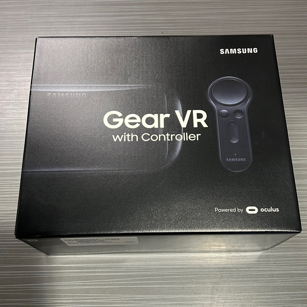 Samsung VR with controller
